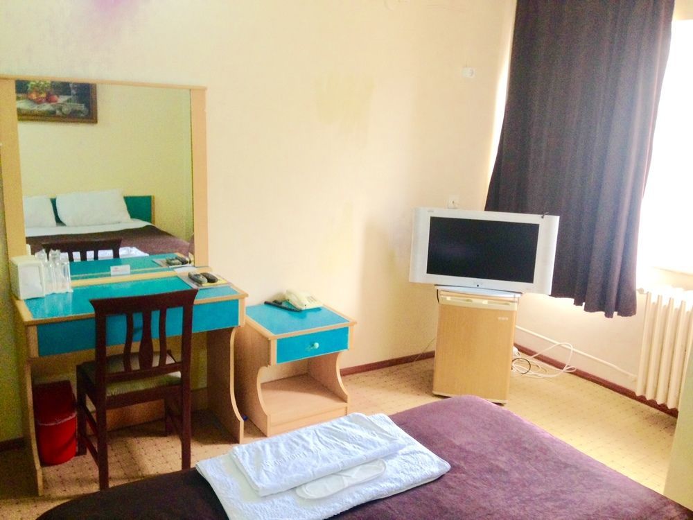 Elite Hotel City Center Saray Bed And Breakfast Екстериор снимка