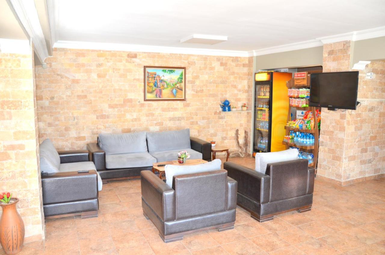 Elite Hotel City Center Saray Bed And Breakfast Екстериор снимка