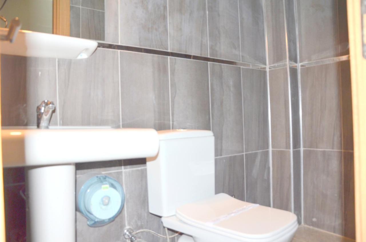 Elite Hotel City Center Saray Bed And Breakfast Екстериор снимка